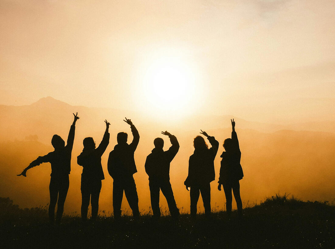 Looking for things to do in York, Maine? How about a kayak, paddleboard, bodyboard, or fishing rental experience? Or rent beach Group of outdoor recreation enthusiasts celebrating their hike at Mount Agamenticus.